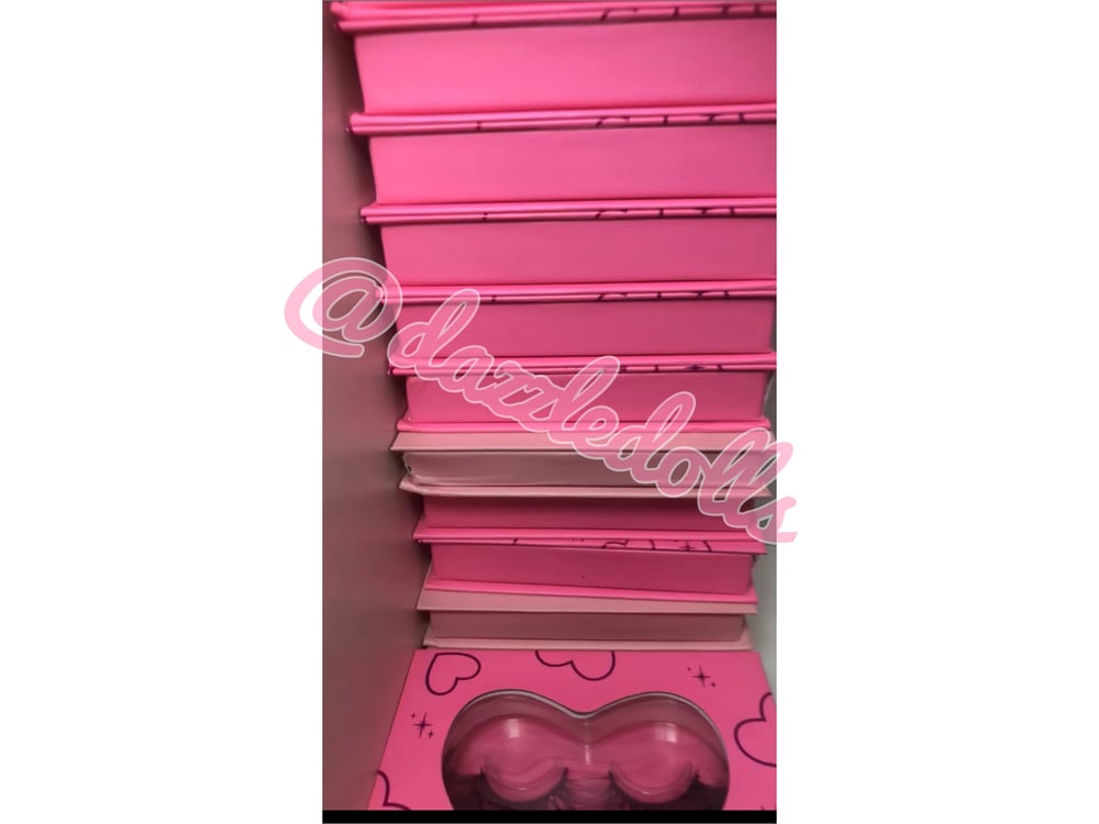 Image of Baby pink coloured lashes love heart box