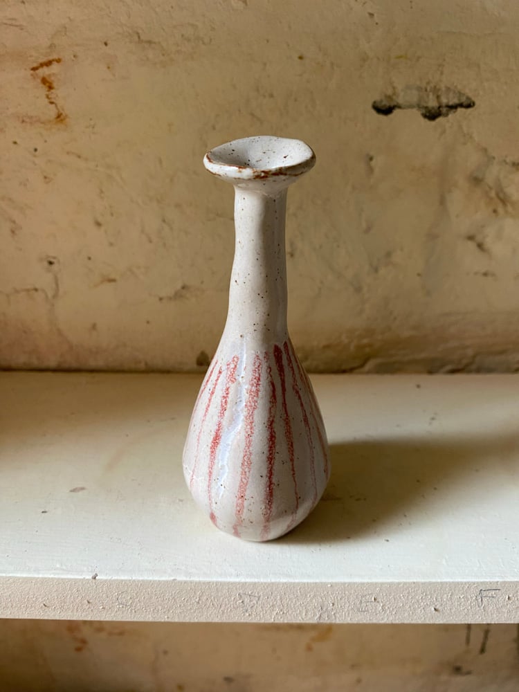 Small Vase Image 3