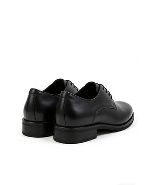 Unisex Minimalist Derby