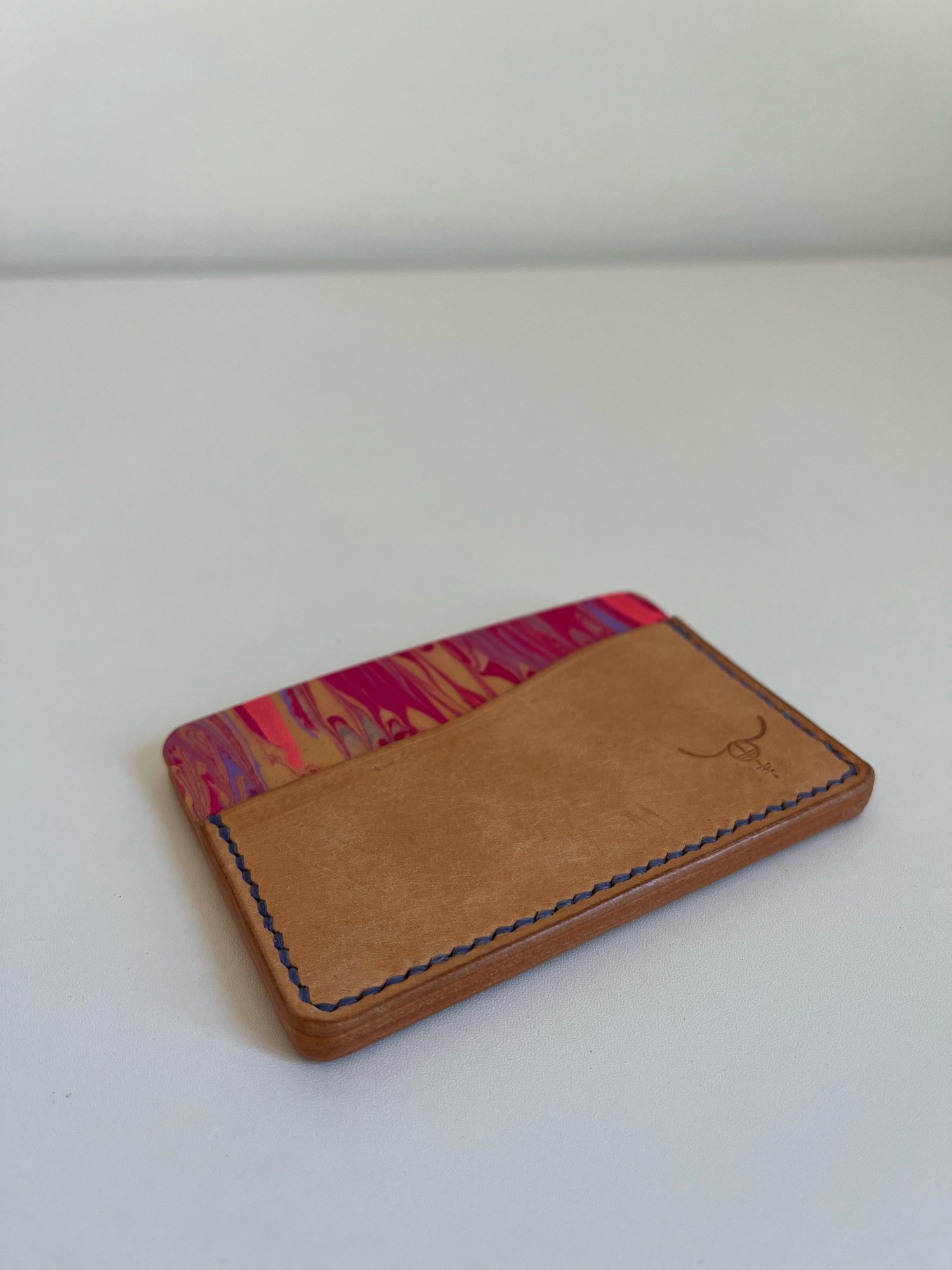 Image of Natural Pueblo/Pink Marbled Horizontal Cardholder 