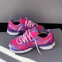 Image 4 of size: us8.5/10 uk7.5 eu42 cm26.5