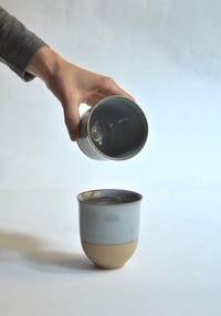 Image 3 of Yunomi Cup – Glossy Sky Blue