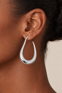 Image 5 of Curve Drops