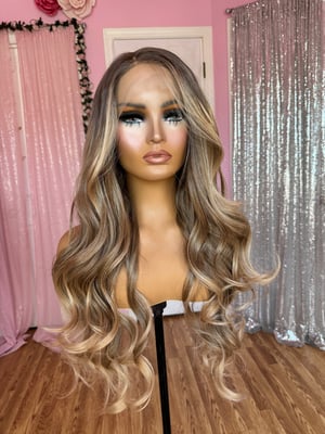 Image of Caramel Brunette luxury 