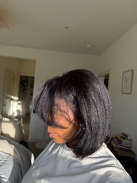 Image 8 of 12 inch 13x6 KINKY STRAIGHT LAYERED BOB WIG 