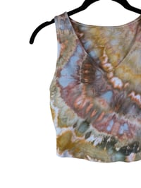 Image 3 of S Crop Fitted V Tank in Autumn Agate Ice Dye