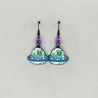 Image 5 of UFO (Unidentified Feline Object) Earrings