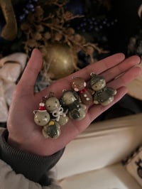 Image 2 of HOLIDAY SMISKIS