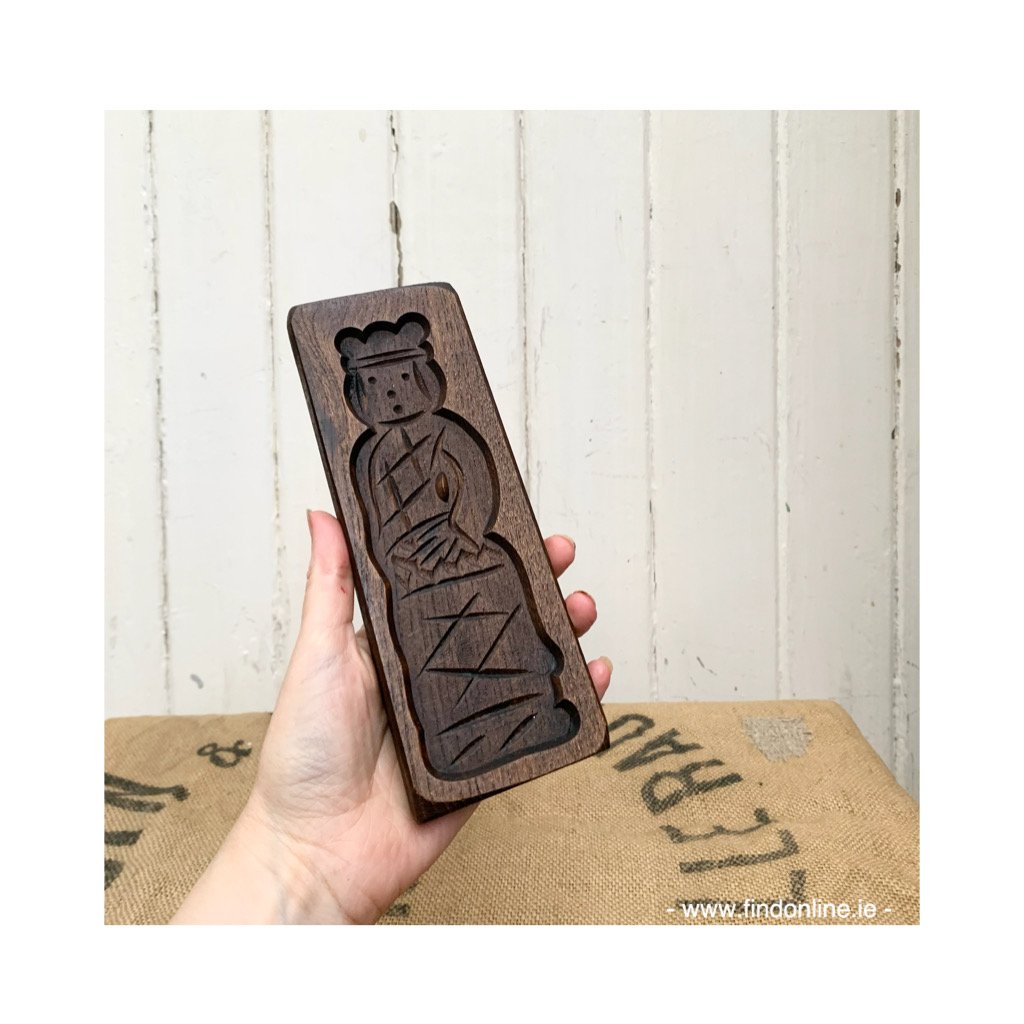 Antique Wooden Biscuit/Chocolate Mould