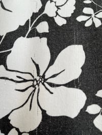 Image 11 of Black and white Ella dress (l)