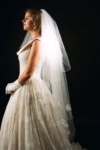 Image 2 of 1950s Bombshell Beauty