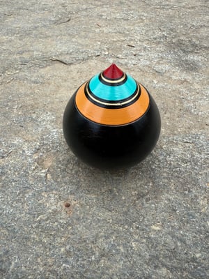 Image of Lidded Hōju with Gold Leaf