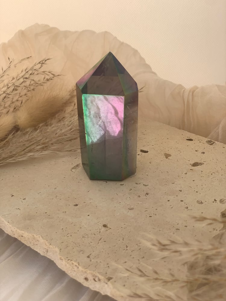 Image of Aura Crackle Quartz Tower #116 (Dark Aura) *Small chip*