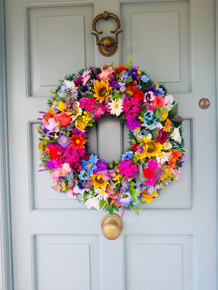 Image of 55cm  and 45cm Double Wired Spring Wreath 
