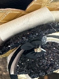 Image 5 of Wild Blooms Black, Cream, and Gold Tumbler Straw Topper Bow