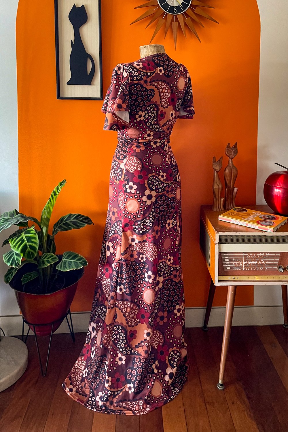 Angel crop and Yesterday Lover Skirt SET in Magic Carpet Maroon