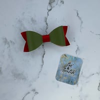Image 2 of Sweetheart Bows