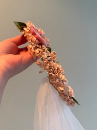 Image 11 of 1960s Pink Flower Crown