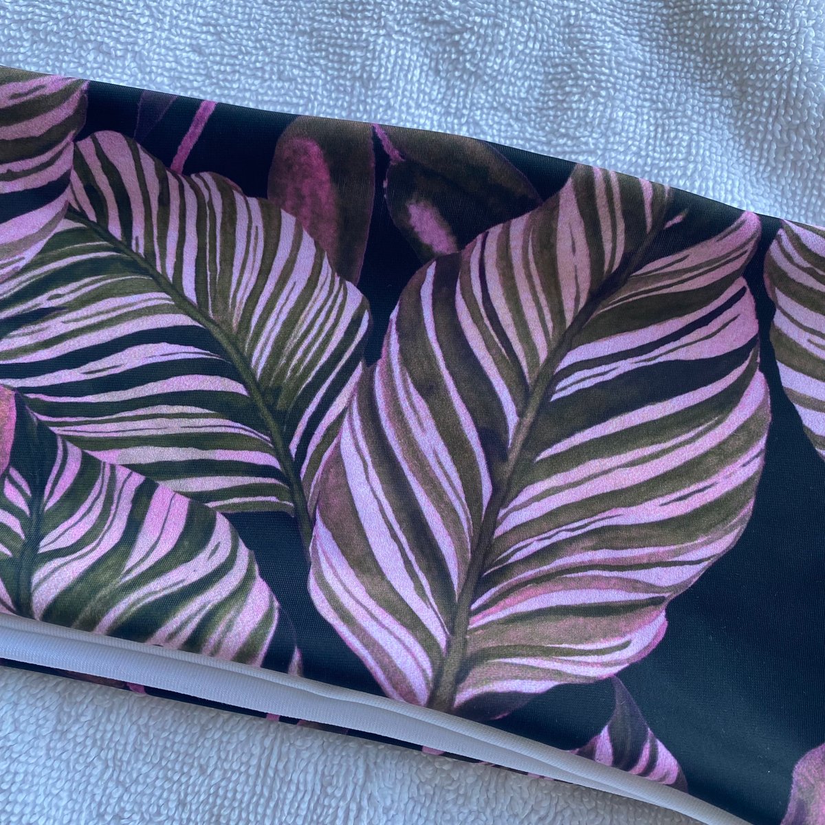 Image of SAMPLE BANDEAU : JUNGLE AFTER HOURS X WHITE 
