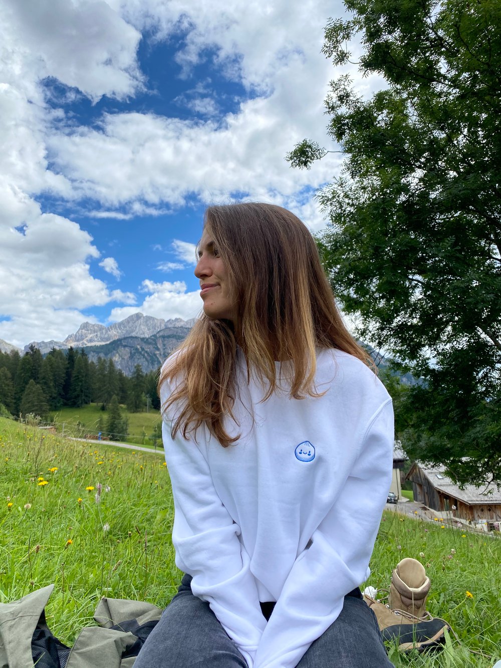 Image of RAVIOLO HOODIES & CREWNECKS