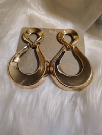 KYLIE GOLD CLIP EARRINGS 