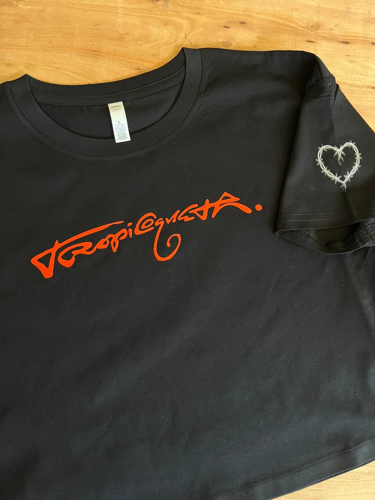 Image of Tropicoqueta Black Crop Top