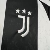 Image 3 of Juventus 24/25 Home