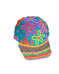 Flower power cap