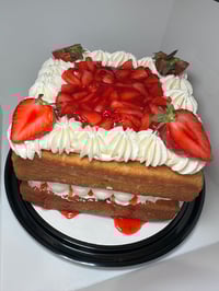 Image 2 of Strawberry Shortcake - 2 Layer