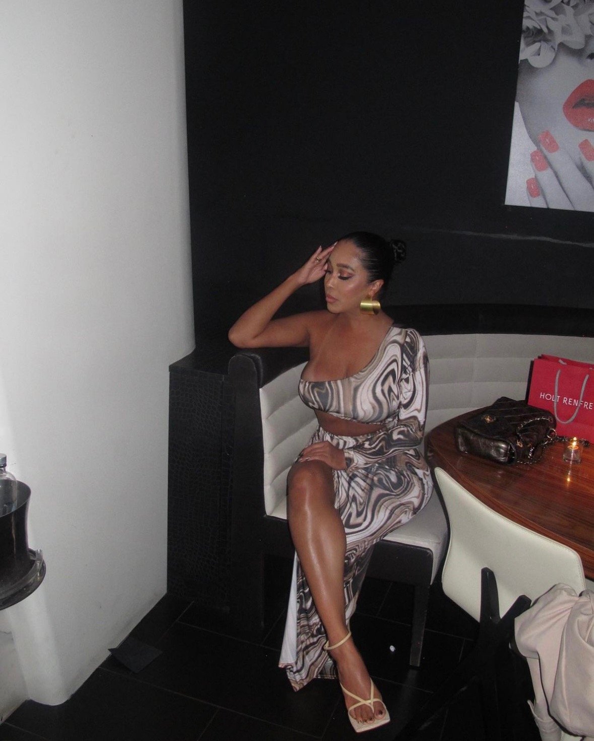 Image of ONE-SLEEVE SWIRL PRINT SLIT MAXI DRESS (MEDIUM)