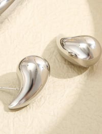 Image 3 of Water Drop Pendant Necklace/Earring Set