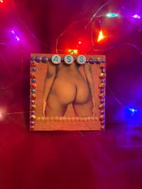Ass Pornament 