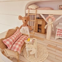 Image 1 of Maletita tematica