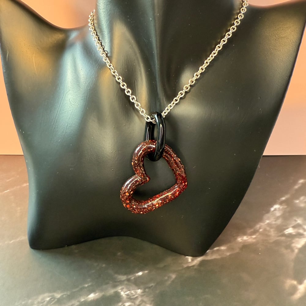 Image of Chain Link Heart Pendants 