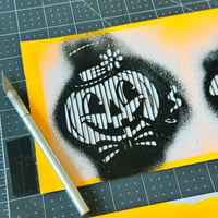 Image 3 of Halloween Stencil Kit 1