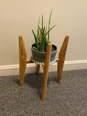 14” planter stand