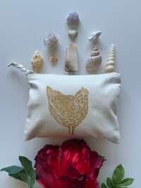 Image 3 of Trousse jolie poule dorée