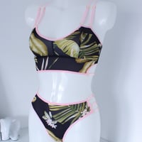 Image 2 of The Isla Set