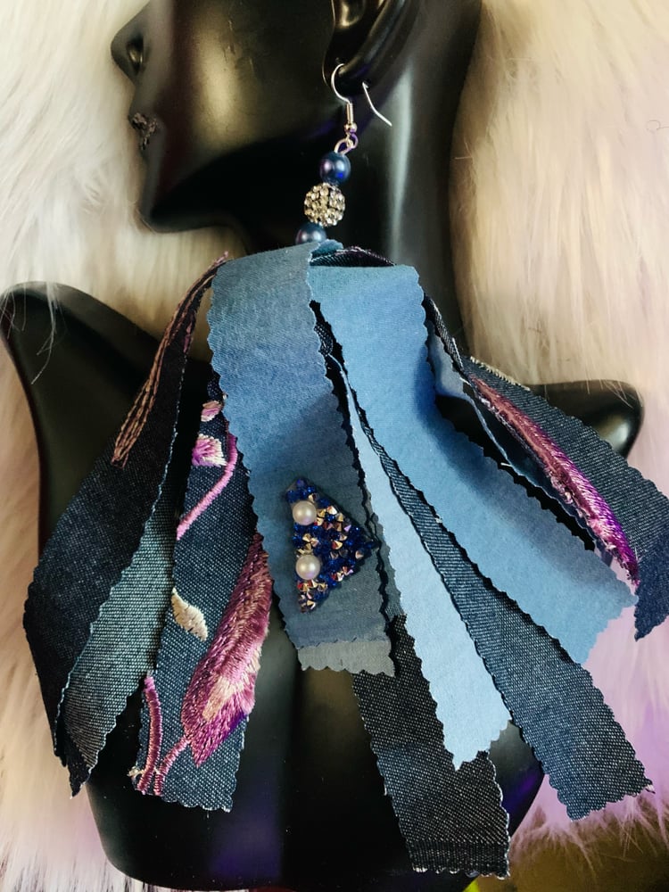 Image of Jeans with Flowers Earrings