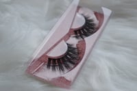 Image 2 of Syrupreme Lashes Bundle