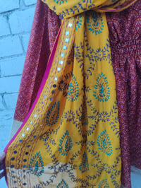 Image 4 of Thassos scarf yellow with hot pink trim