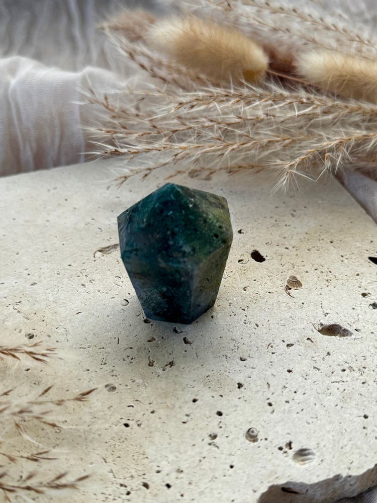 Image of Moss Agate Cupcake Tower 