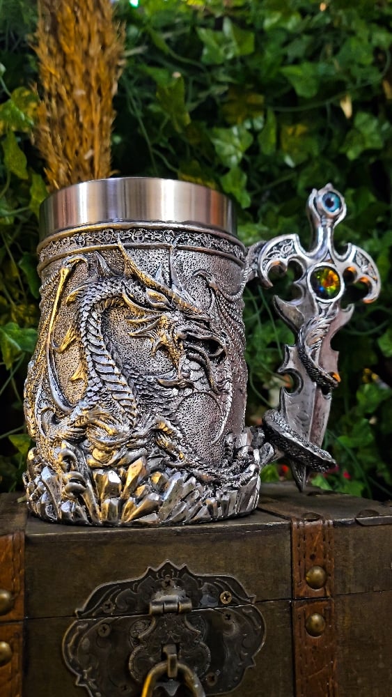 ๐The Armored Kingdom Silver Sentinel Dragon Mug