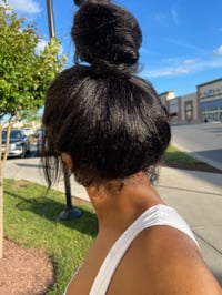 Image 1 of 20 inch KINKY STRAIGHT 360 LACE WIG with 4c KINKY EDGES 