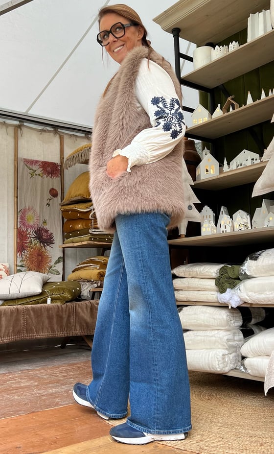 Image of Veste en fourrure synthétique poils longs Taupe T.U.
