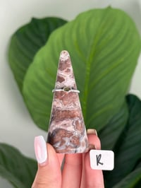 Image 18 of SANGRIA LACE AGATE RING HOLDERS