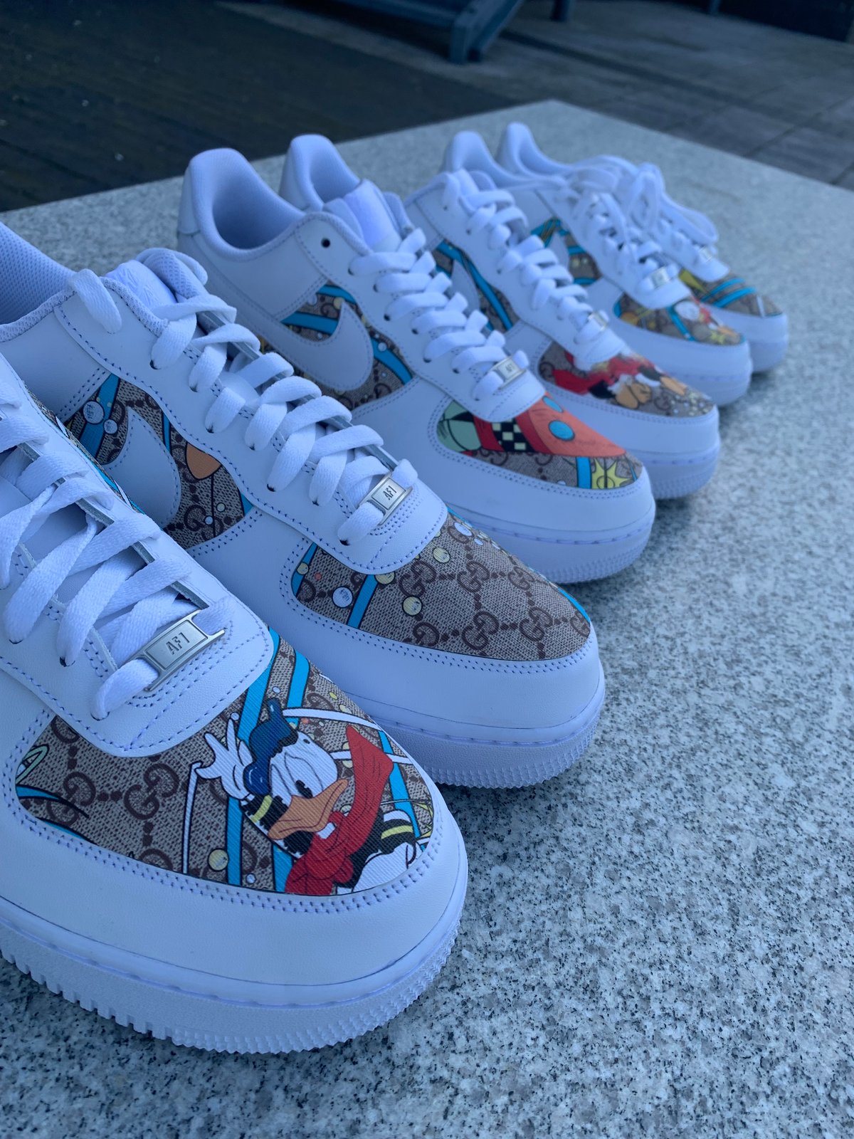 Converse x sale donald duck