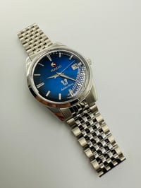 Image 14 of Rado Golden Horse Auto Men’s Watch Blue Dial Date Steel Bracelet Swiss Made