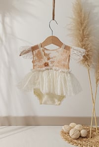 Image 3 of Photo prop | Newborn girls photoshoot outfit | Rosalie | beige | cream