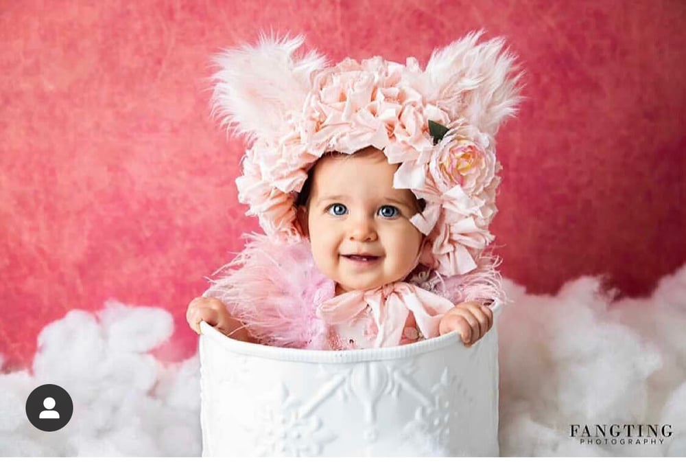 Image of Pure White Snowflakes Bucket